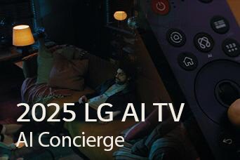 Виден заголовок: «2025 LG AI TV, Al Concierge». Виден пульт LG Al Magic Remote. Мужчина сидит на диване.