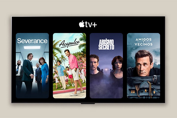 En el televisor LG, cuatro miniaturas de programas de televisión (Severance, The Studio, The Gorge y Your Friends and Neighbors) se colocan debajo del logotipo de Apple tv+.