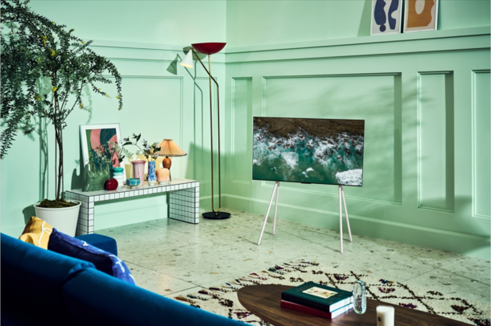 LG Pantalla LG AI OLED Objet Collection Posé LX1 55 pulgadas 4K Smart TV ThinQ AI, 55LX1QPSA