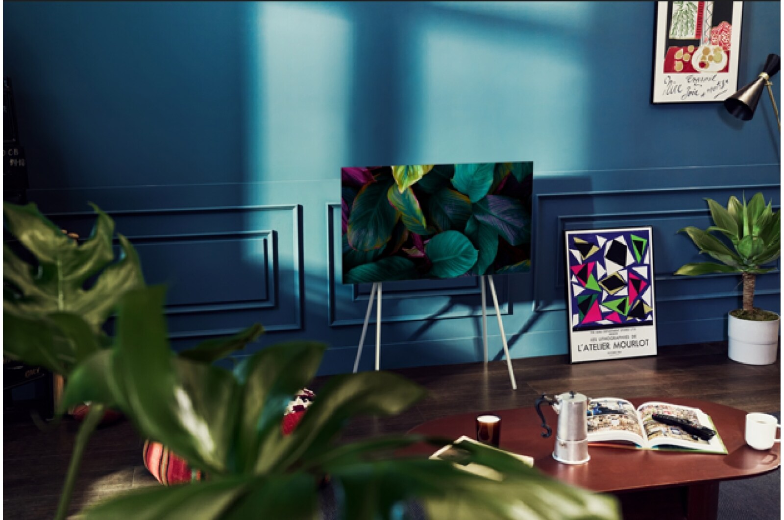 LG Pantalla LG AI OLED Objet Collection Posé LX1 55 pulgadas 4K Smart TV ThinQ AI, 55LX1QPSA