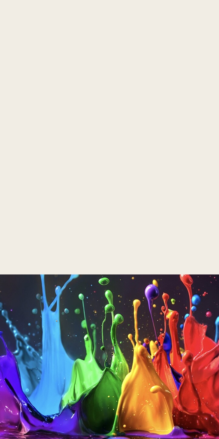 Kleurrijke verfspatten zijn bevroren in de tijd. Elke kleur is levendig en rijk, wat laat zien dat de Dynamic QNED Color Solution een breder kleurengamma kan weergeven.