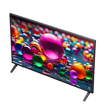Vóór en na vergelijking van hoe LG 4K Super Opschalen de beeldkwaliteit verbetert. Twee panelen met dezelfde afbeelding van een kleurrijke vogel die op een tak in een bos zit; het rechter paneel is vervaagd. De titel beschrijft hoe 4K Super Opschalen de resolutie, helderheid en duidelijkheid verbetert. 