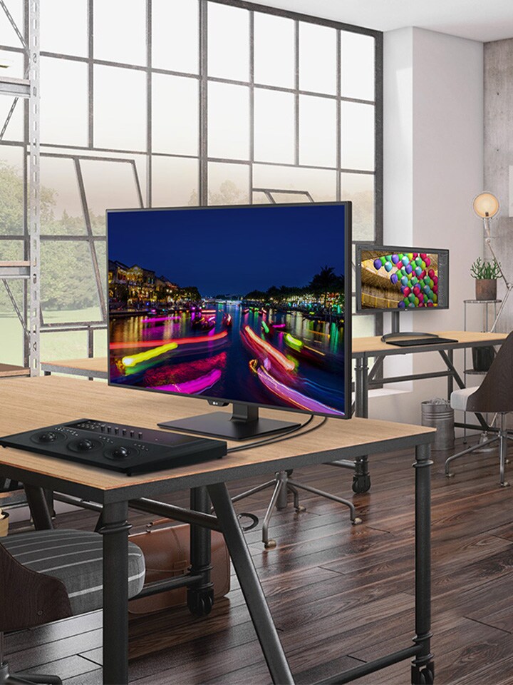 CREATIEVE STUDIO