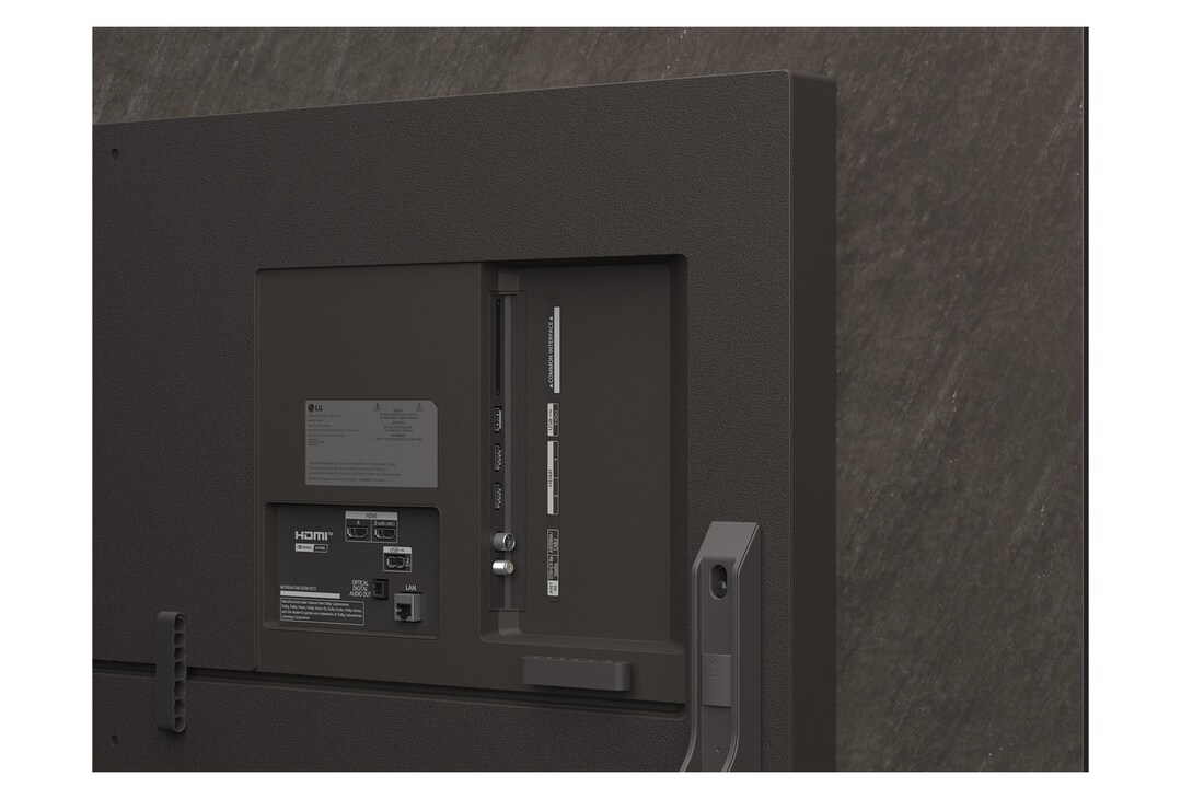 Achteraanzicht van LG OLED AI B5 4K Smart TV.