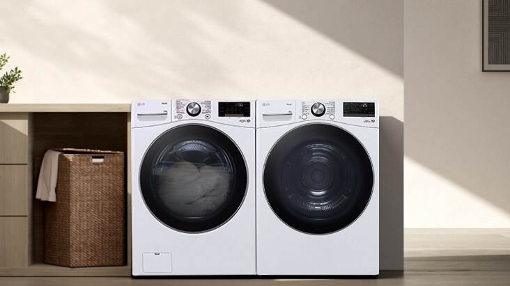 Video of setting the dryer to automatically start an optimized drying cycle by receiving information from the connected washer