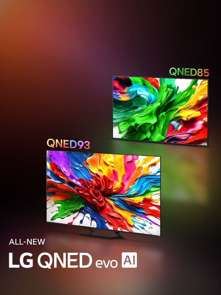 LG QNED92 en LG QNED85 TV’s staan naast elkaar. Kleurrijke kunstwerken die de nieuwe levendige en bruisende kleurreproductietechnologie van LG QNED benadrukken staan op hun schermen. GEHEEL NIEUWE LG QNED evo AI logo is ook aanwezig.