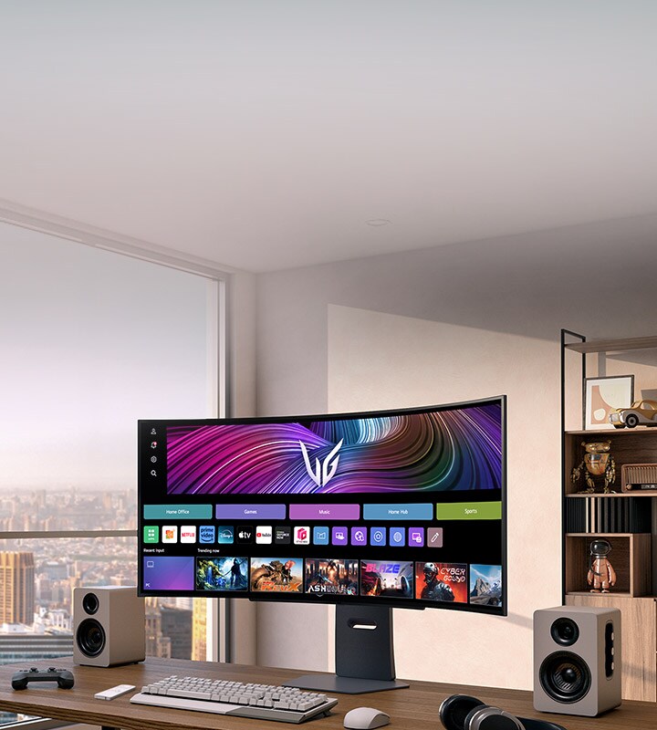 LG UltraGear 240Hz Curved OLED-Smart-Monitore in einem modernen Homeoffice-Setup, mit einer Content-Hub-Oberfläche für Streaming, Gaming und Produktivität.