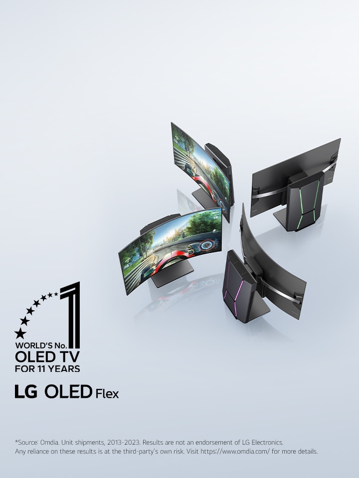 Cuatro televisiones LG OLED Flex una al lado de la otra en un ángulo de 45 grados. Cada una tiene un nivel de curvatura diferente. Dos televisiones aparecen de frente, con un juego de carreras en pantalla, y otras dos de espaldas, mostrando la iluminación Fusion.