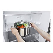 LG Refrigeradora Bottom Freezer 446L con DoorCooling y conectividad Wi-Fi, negro mate, LB46TGT