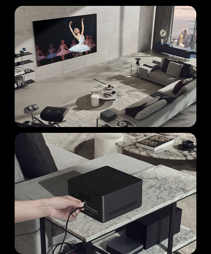 Imagen de un salón cómodo decorado de manera neutral. La ventana permite observar la imágn de la ciudad. No existe ningún cable alrededor del televisor LG OLED instalado en la pared y la caja Wireless Connect está perfectamente ubicada sobre una mesa auxiliares. Un dispositivo se conecta mediante una mano al módulo de conexión inalámbrica Wireless Connect Box.