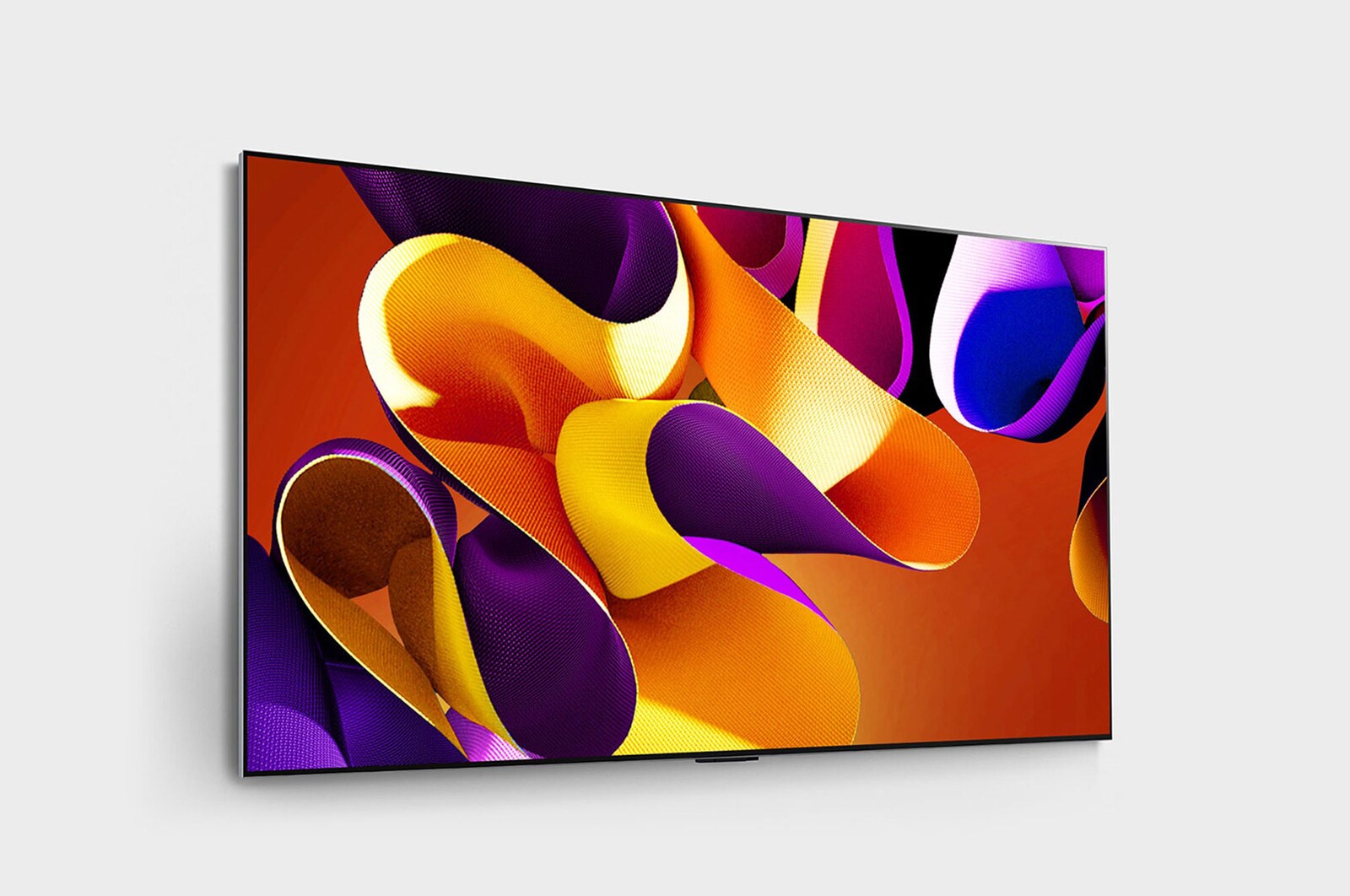 صورة جانبية مائلة بزاوية لليمين لتلفزيون LG OLED evo TV،‏ OLED G4 على الحائط