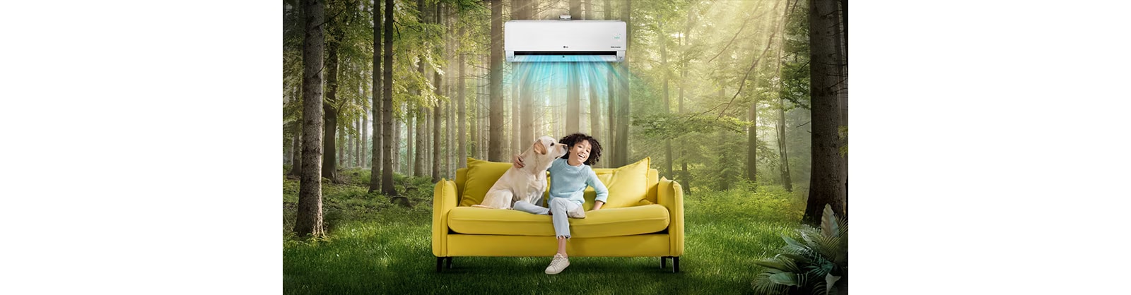 alt="Children and pets are happy sitting on the couch in the forest, enjoying the air conditioning wind like natural wind."