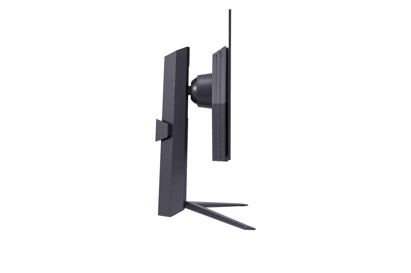 LG QHD UltraGear™ 27" OLED Display Gaming Monitor with 240Hz Refresh Rate and 0.03ms Response Time, 27GR95QE-B