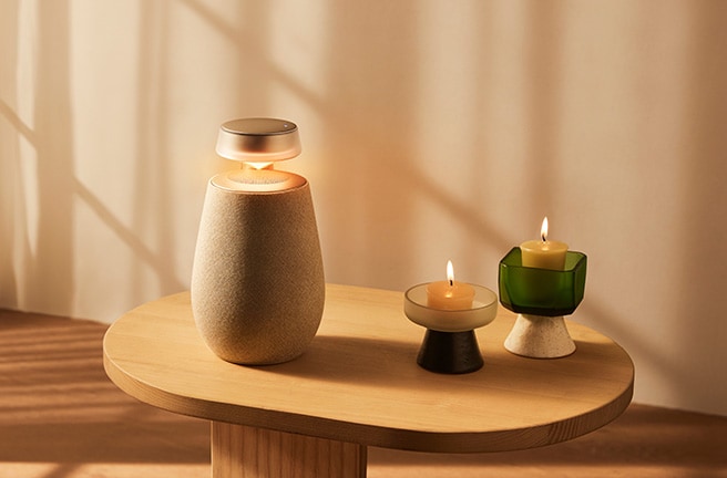 Image of LG XBOOM 360 XO2T in Lifestyle.