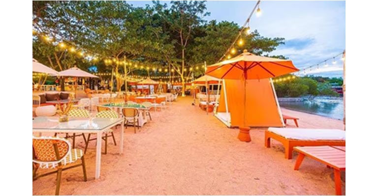 บรรยากาศร้าน Z Beach