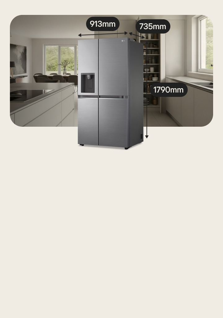 Large-capacity LG American-style fridge freezer in a spacious kitchen. Behind it, a pantry with dishes is on the right, an induction hob on the left, and a dining table in the back.