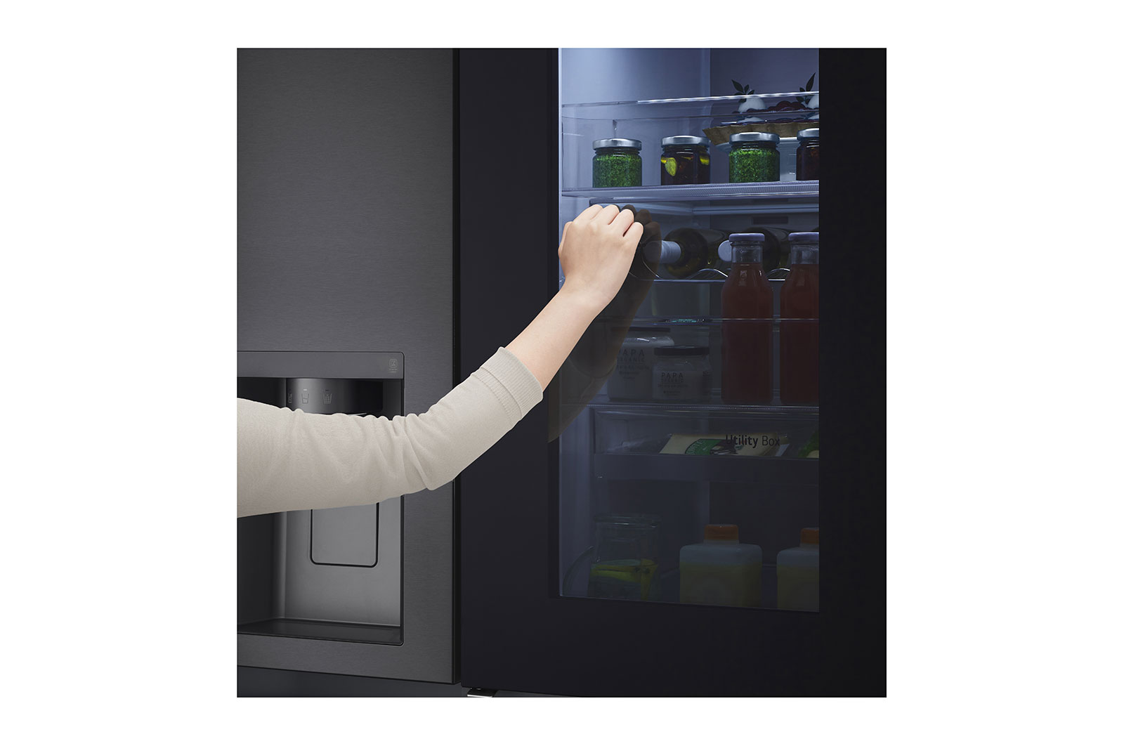 LG 611LInstaView™ Door-in-Door Side by Side Fridge with Uvnano™ in Stainless Finish, GC-X257CQFS