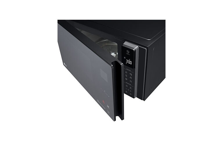 LG 42L NeoChef™ Solo Microwave Oven in Black Finish, MS4295DIS