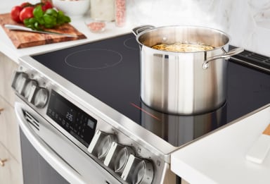 Cuisson à induction puissante et précise