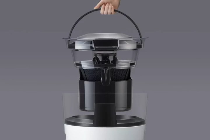 a water bucket detaches easily. 