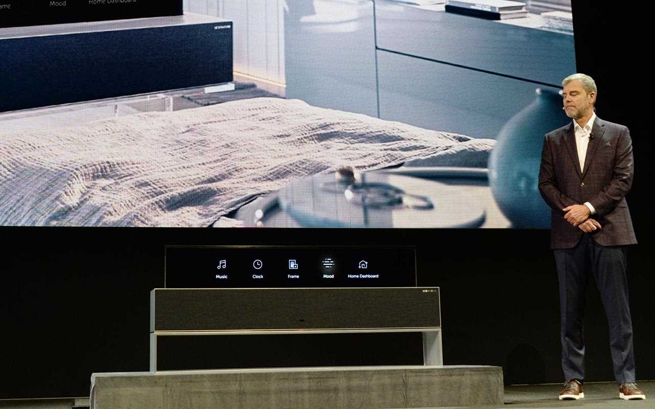 Efter att ha stulit showen på CES 2019 är nu LG SIGNATURE OLED TV R närmare konsumenterna än någonsin | Läs mer i LG MAGAZINE