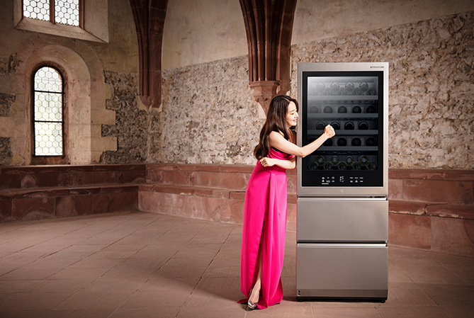 Bomsori Kim with LG SIGNATURE Wine Cellar